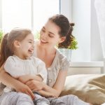 5 fráz, ktoré by rodičia nemali povedať svojim dcéram