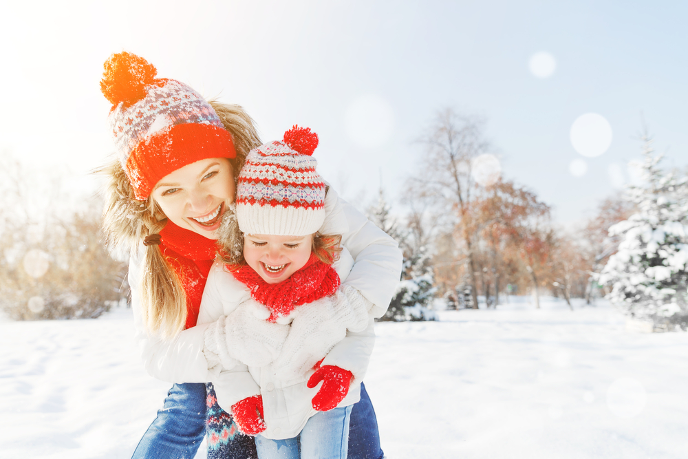 Snehoví anjeli - otužovanie malých detí 