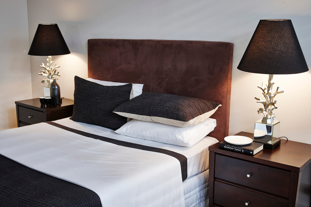 Túžite po čalúnenej posteli? Pozor na jej nedostatky