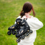 Kolobežka, korčule a skateboard pripravené na jazdu na kolieskach